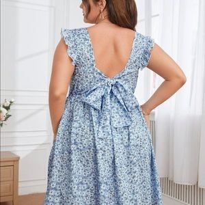 Ditsy floral blue tie back Shein dress.